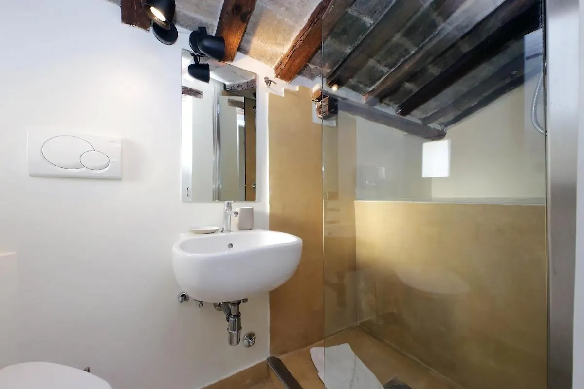 Apartment Monti Charming Apt Boschetto Rom